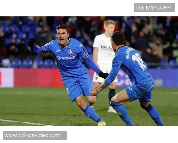 你能想象吗?社媒370万粉丝的西甲主力,经常骑自行车上班 你能想象吗?社媒370万粉丝的西甲主力,经常骑自行车上班